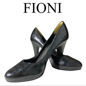 🛍️3/$40 Fioni Embossed Faux Leather Platform Pump Size  9.5